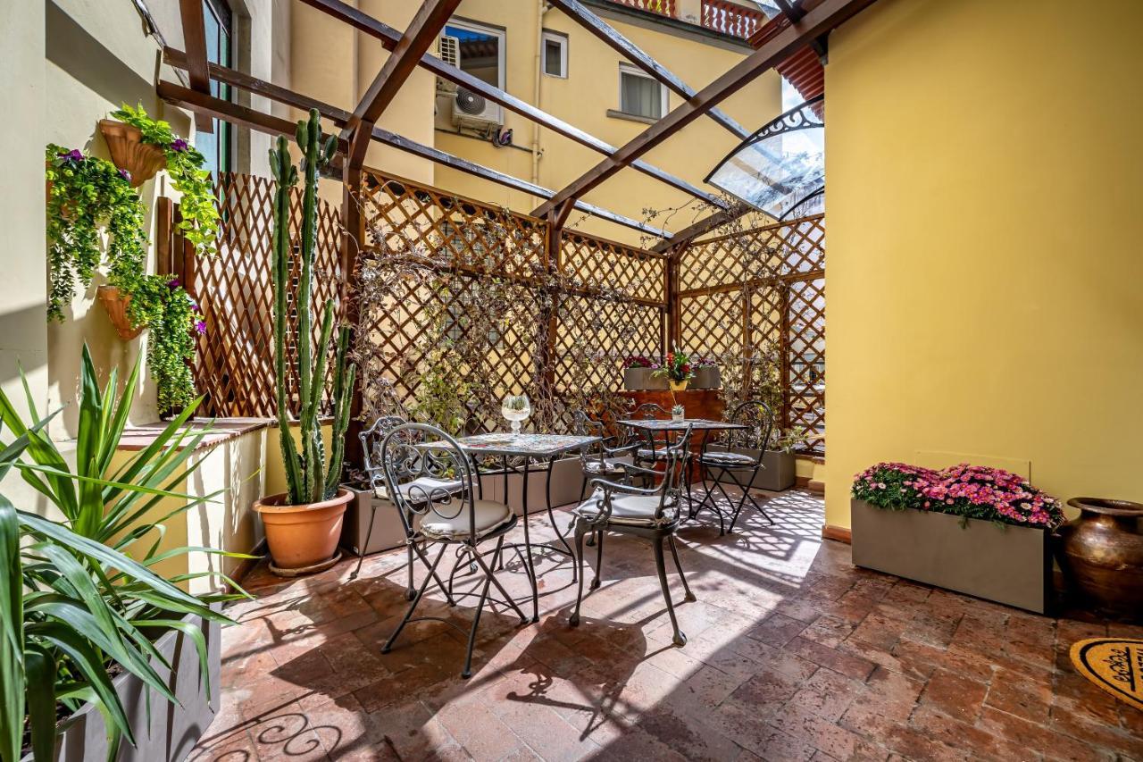 Maison Pitti Florence Bed & Breakfast Exterior photo